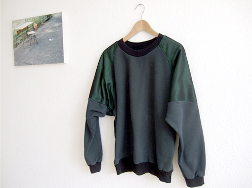 03 Sweater tri green.